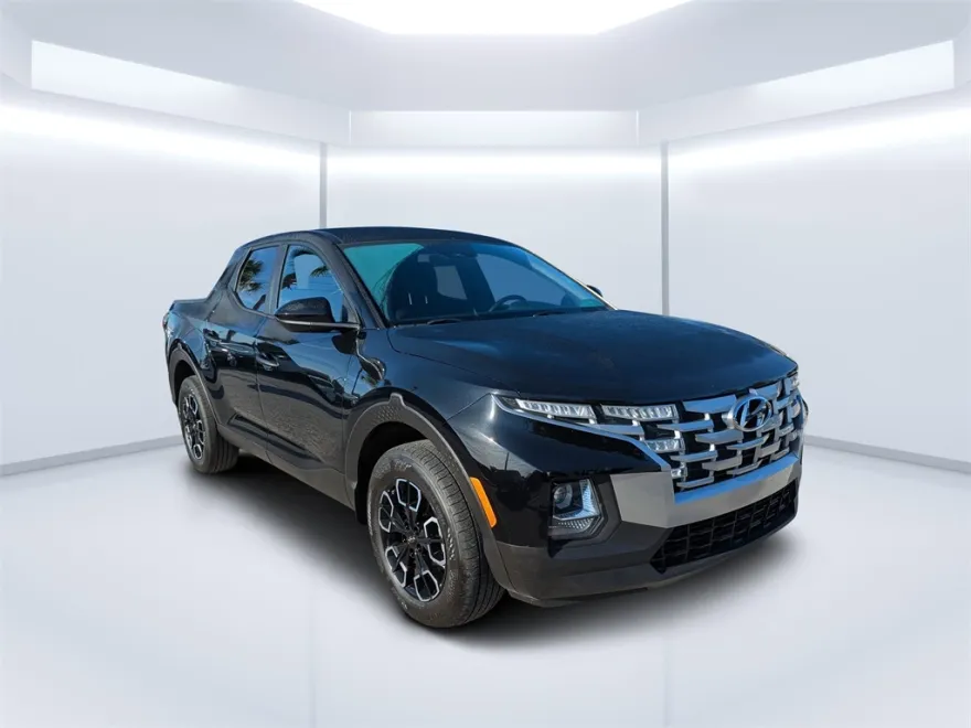 2023 Hyundai Santa Cruz SE photo 1