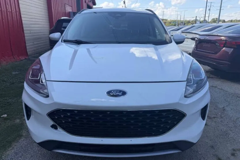 2020 Ford Escape SE photo 1
