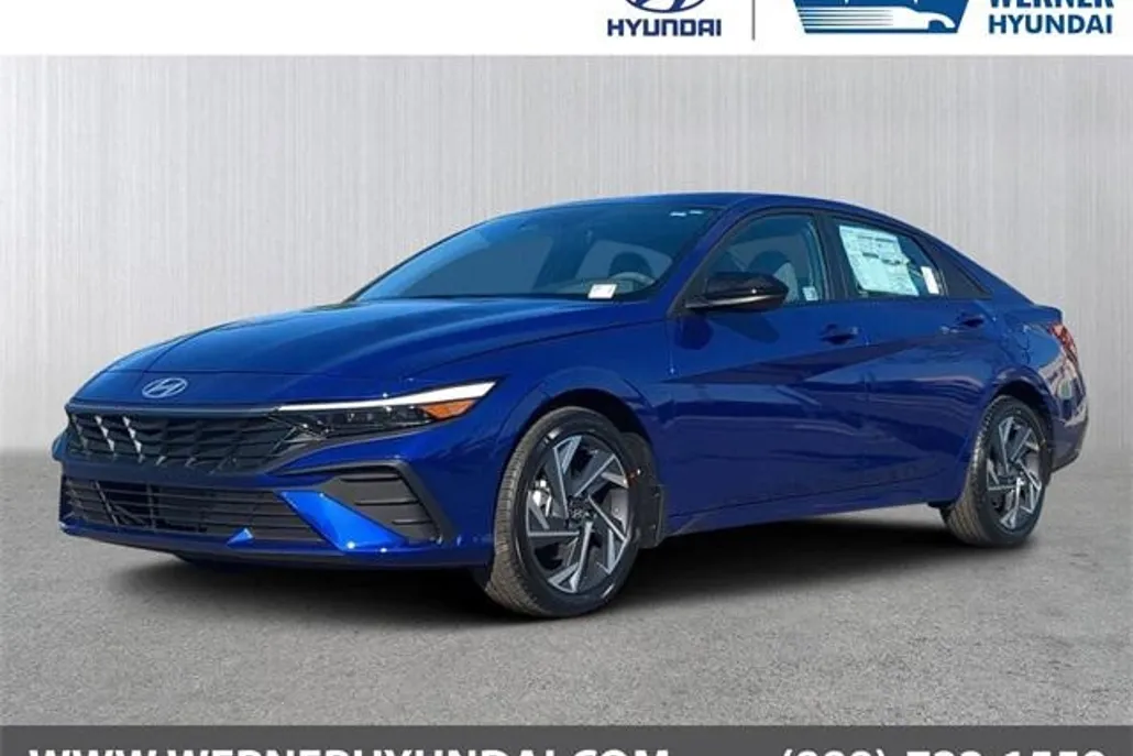 2025 Hyundai Elantra SEL Sport photo 1