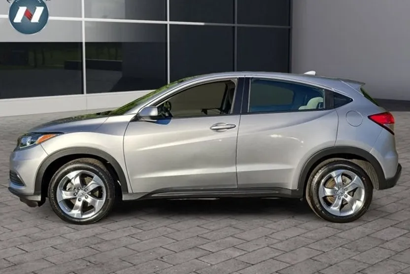 2022 Honda HR-V LX photo 1