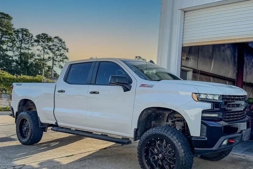 2021 Chevrolet Silverado 1500 LT Trail Boss photo 1