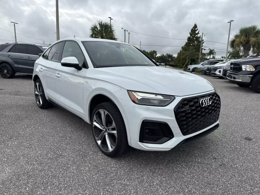 2022 Audi Q5 Sportback S line Premium Plus 45 TFSI photo 1
