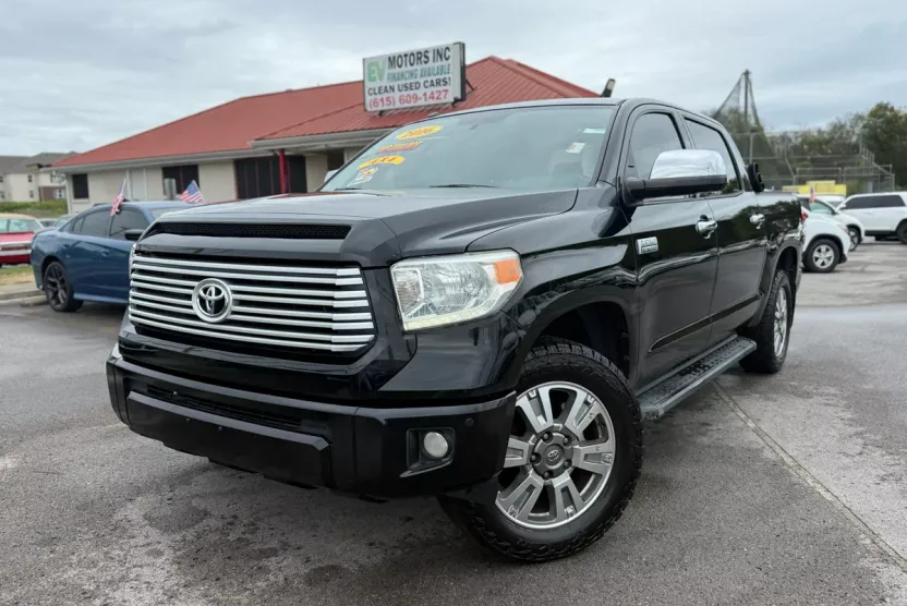 2016 Toyota Tundra Platinum CrewMax photo 1