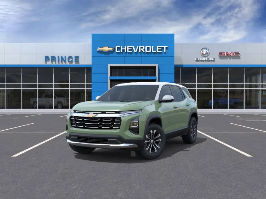2026 Chevrolet Equinox LT photo 1