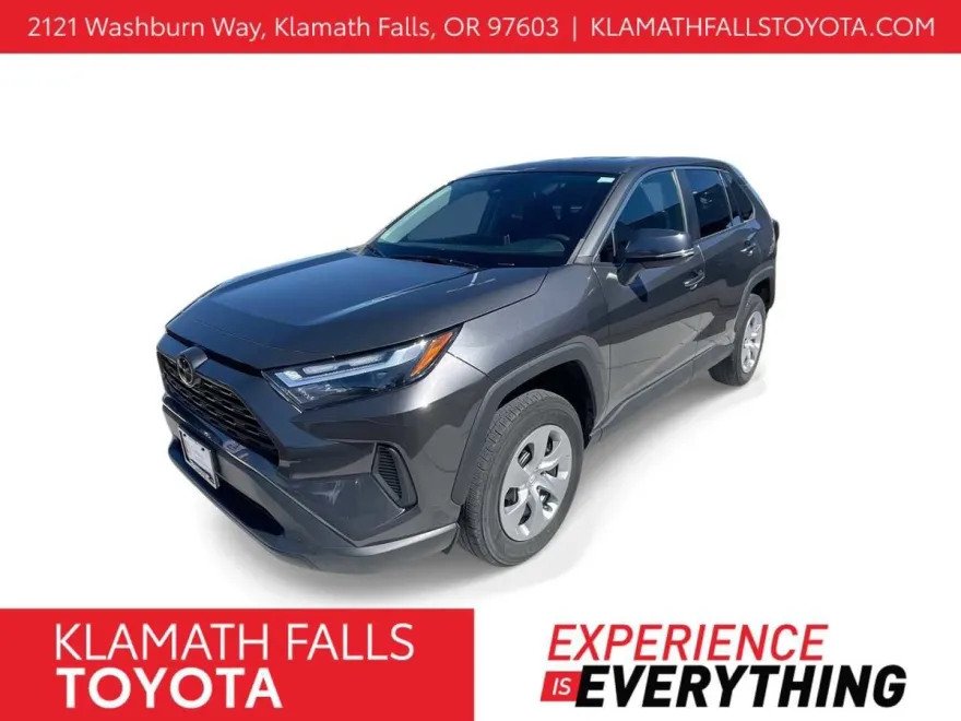 2023 Toyota RAV4 LE photo 1
