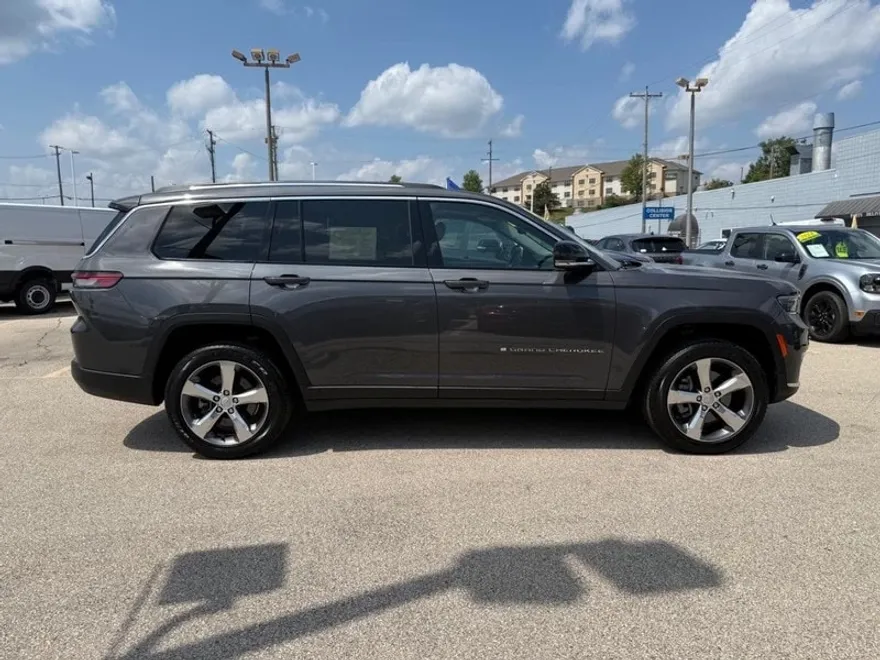 2021 Jeep Grand Cherokee Limited photo 1