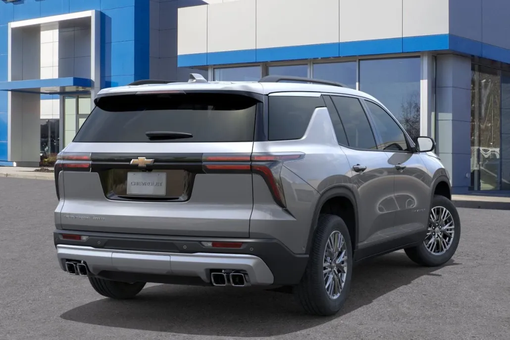 2026 Chevrolet Traverse photo 1