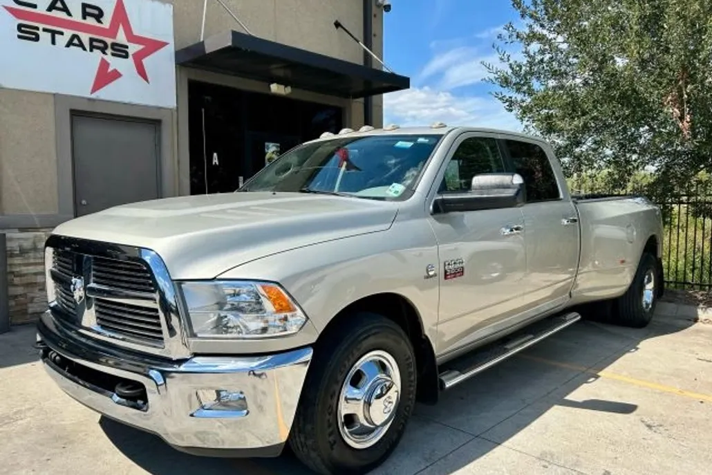 2010 Dodge Ram 3500 SLT photo 1