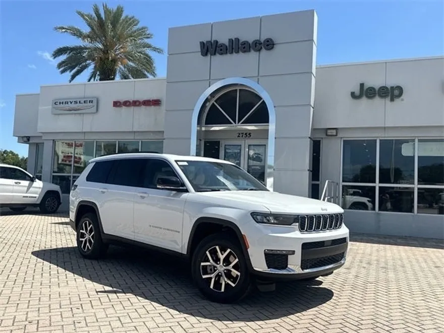 2025 Jeep Grand Cherokee Limited photo 1