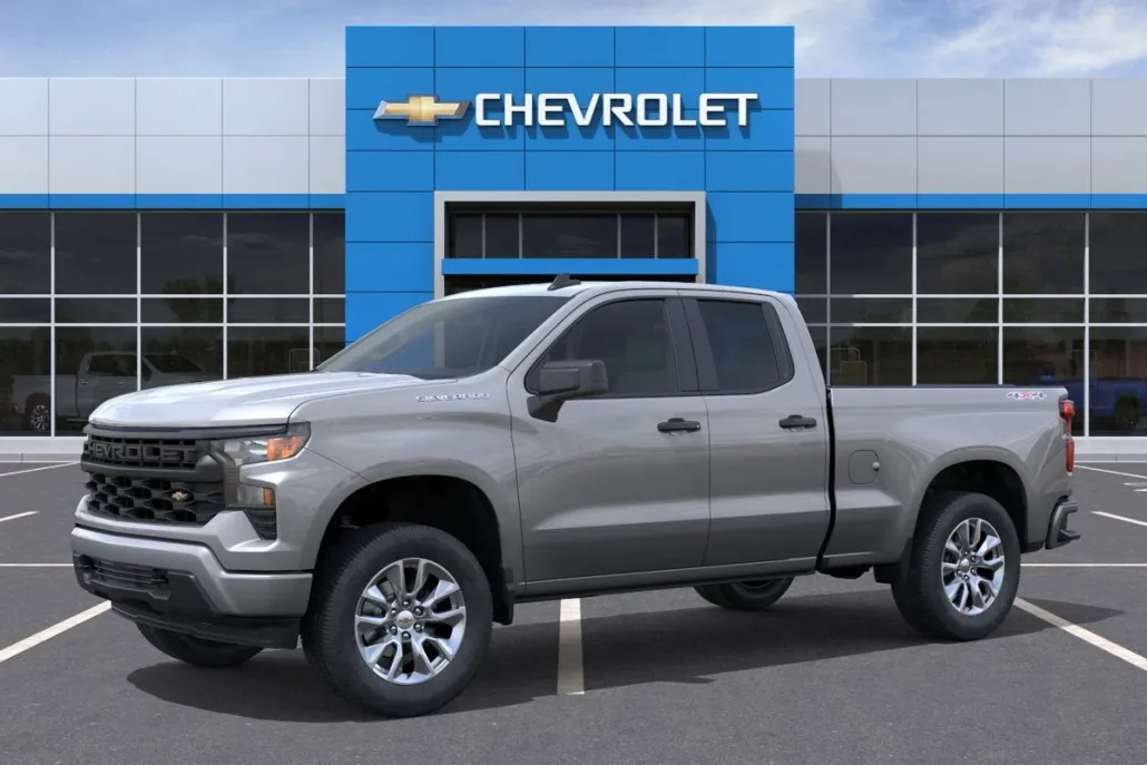 2026 Chevrolet Silverado 1500 Custom photo 1