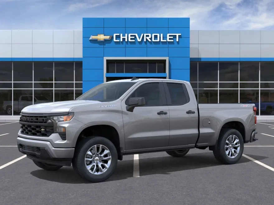 2026 Chevrolet Silverado 1500 Custom photo 1