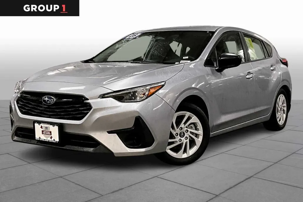 2025 Subaru Impreza Base photo 1