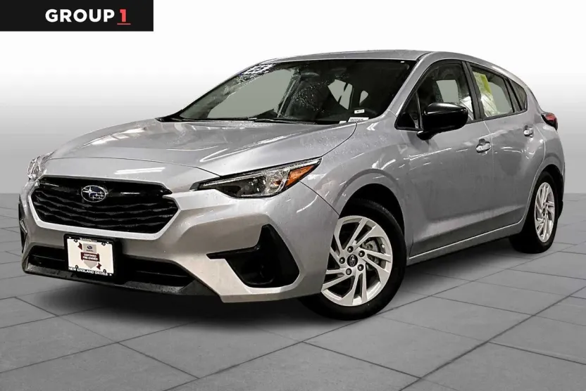 2025 Subaru Impreza Base photo 1