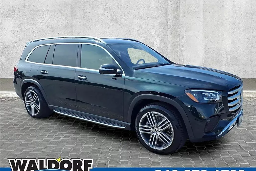 2024 Mercedes Benz GLS 450 photo 1