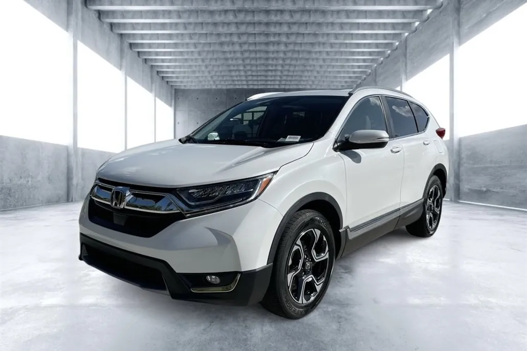 2019 Honda CR-V Touring photo 1