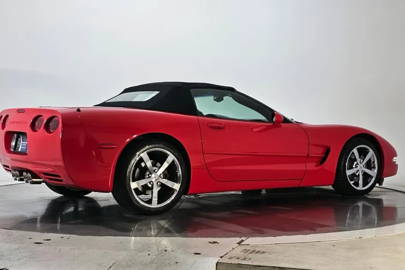2003 Chevrolet Corvette Base Convertible photo 1