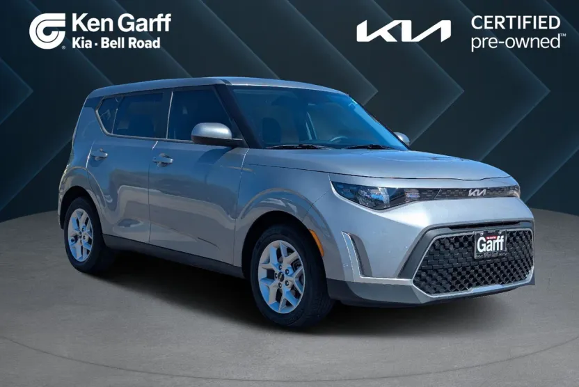 2023 Kia Soul LX S photo 1