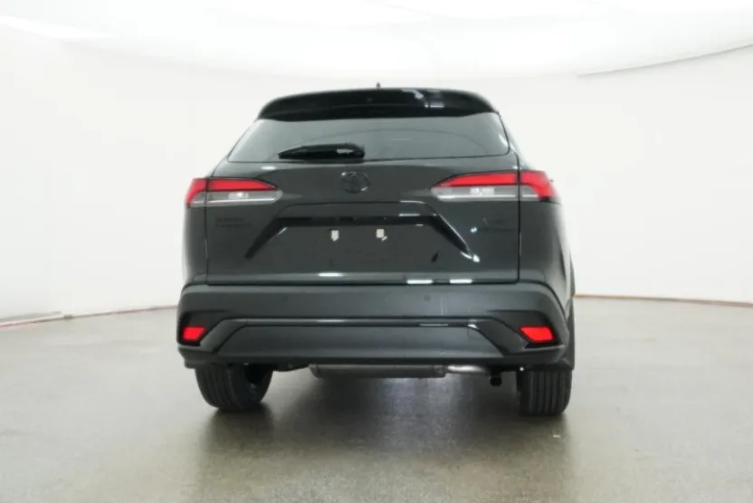 2026 Toyota Corolla Cross XLE XSE photo 1