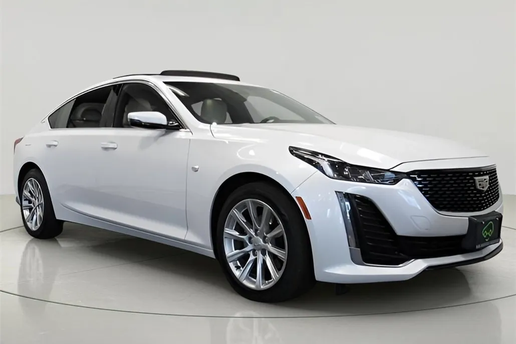 2021 Cadillac CT5 Luxury photo 1
