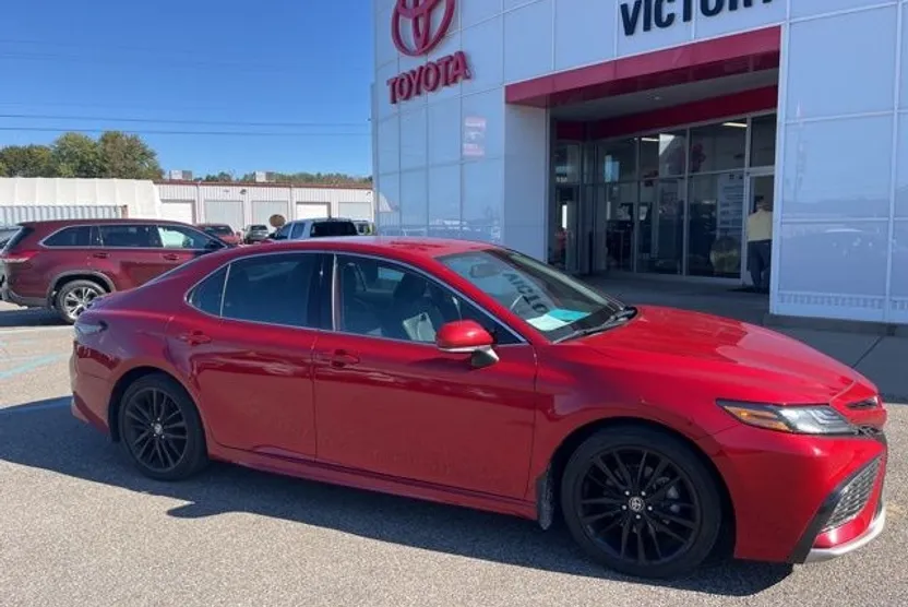 2021 Toyota Camry XSE photo 1