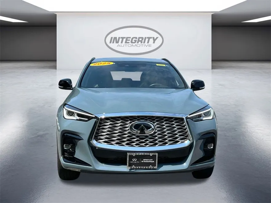 2025 Infiniti QX55 Luxe photo 1