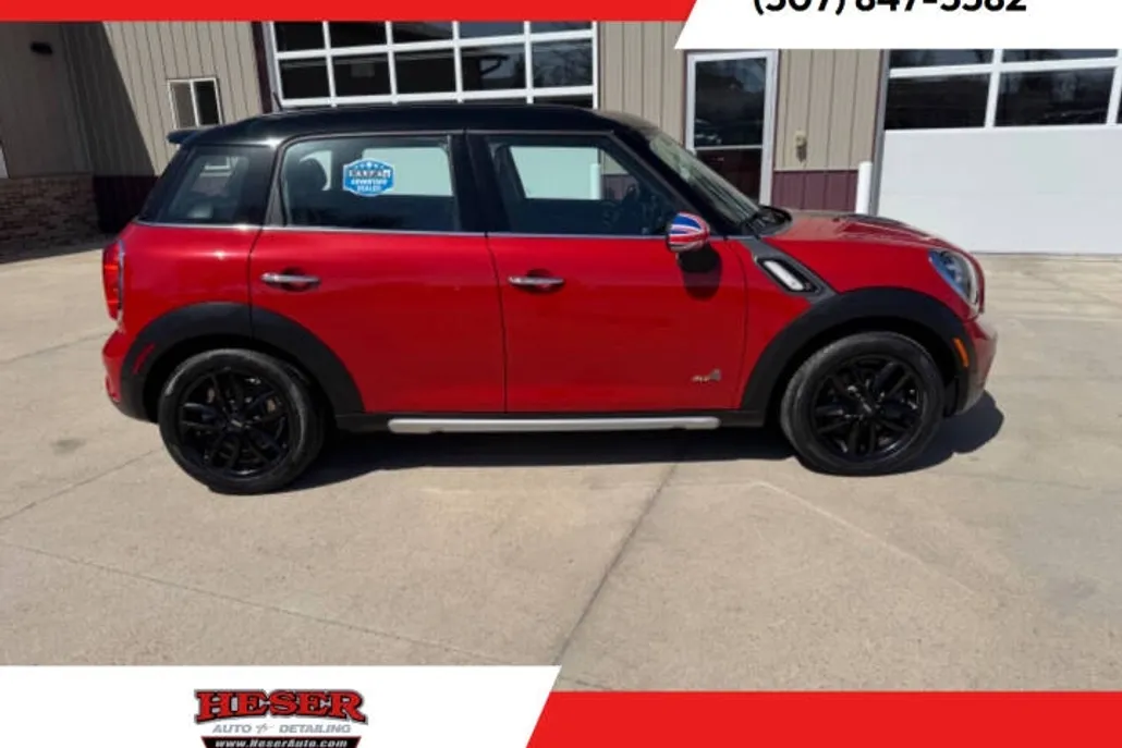 2015 Mini Countryman S ALL4 photo 1