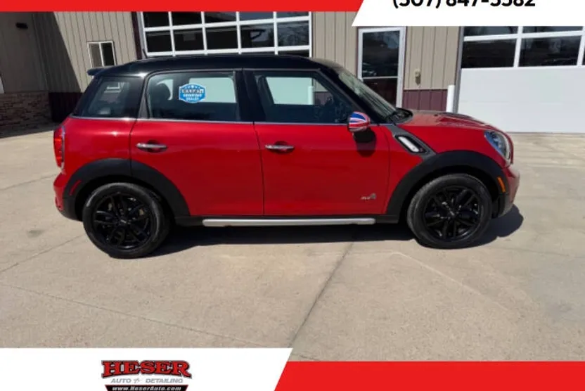 2015 Mini Countryman S ALL4 photo 1
