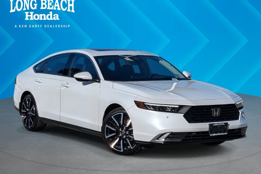 2025 Honda Accord Hybrid Touring photo 1