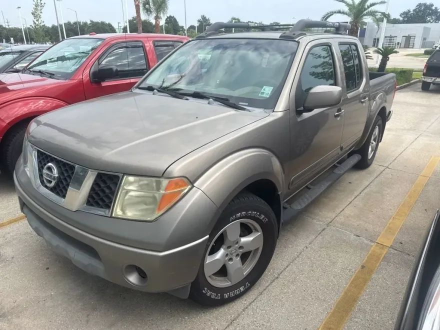 2005 Nissan Frontier LE photo 1