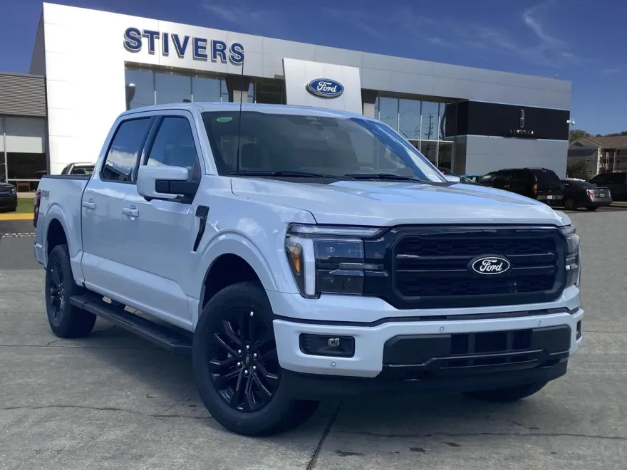 2025 Ford F-150 Lariat photo 1