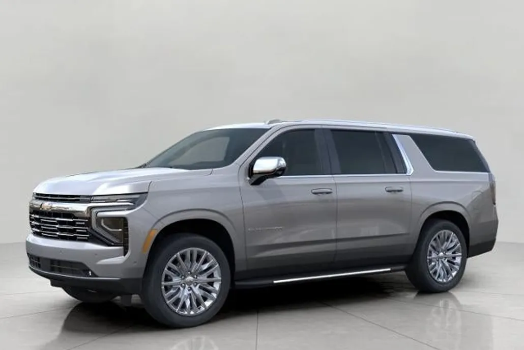 2025 Chevrolet Suburban Premier photo 1