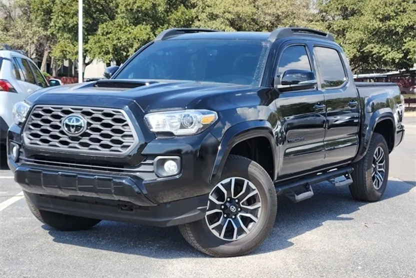 2023 Toyota Tacoma TRD Sport V6 photo 1