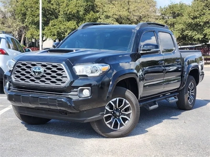 2023 Toyota Tacoma TRD Sport V6 photo 1