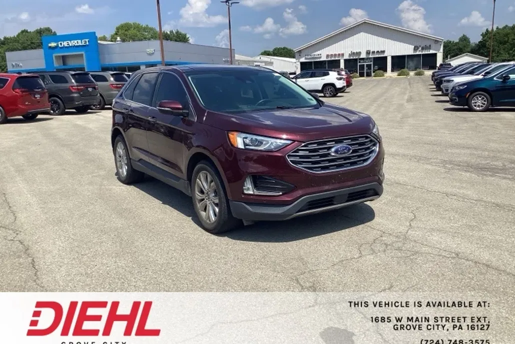 2021 Ford Edge Titanium photo 1