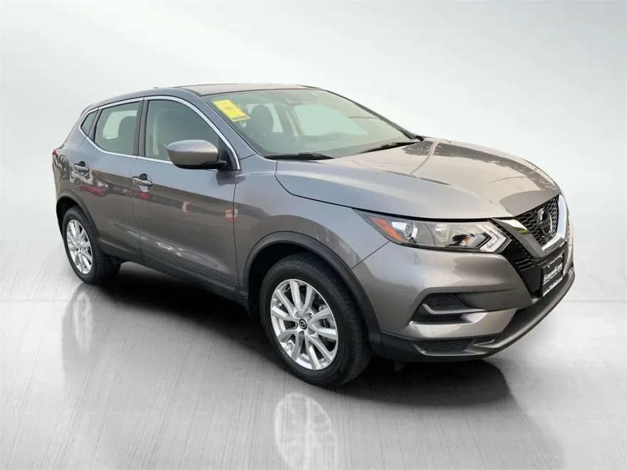 2022 Nissan Rogue Sport S photo 1