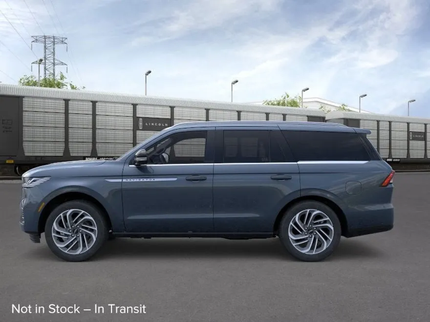 2025 Lincoln Navigator Reserve photo 1