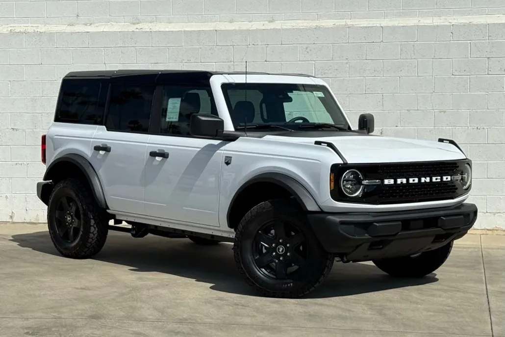 2025 Ford Bronco Big Bend photo 1
