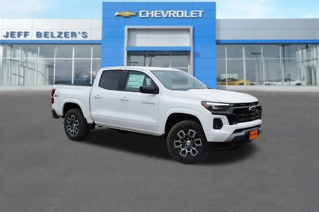 2025 Chevrolet Colorado Z71 photo 1