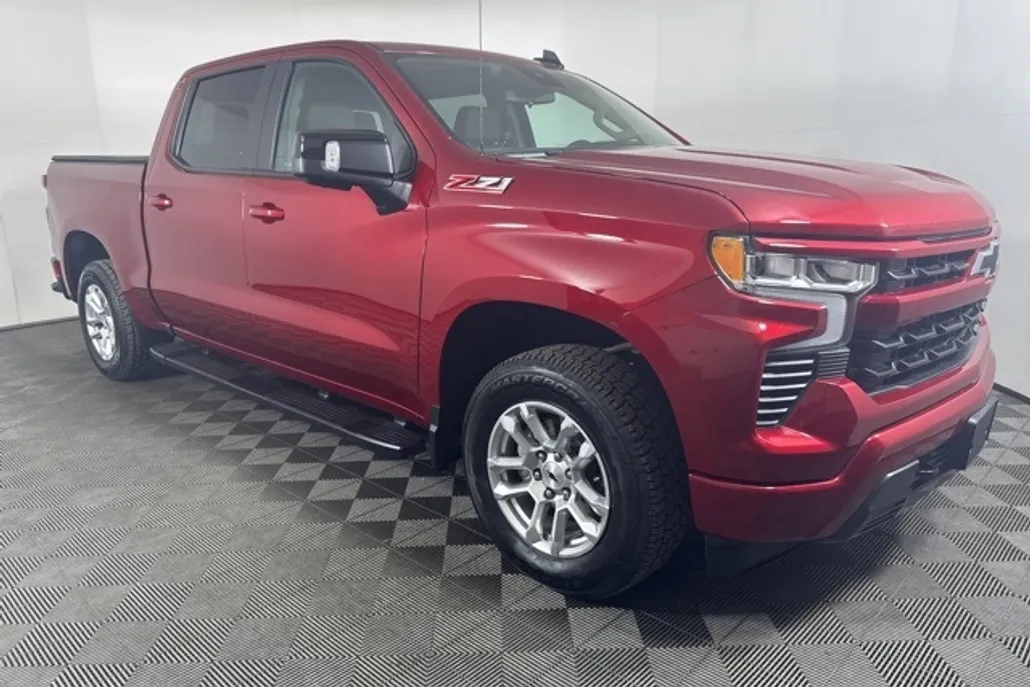 2022 Chevrolet Silverado 1500 RST photo 1