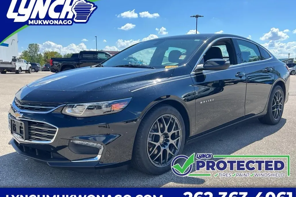 2016 Chevrolet Malibu 1LT photo 1