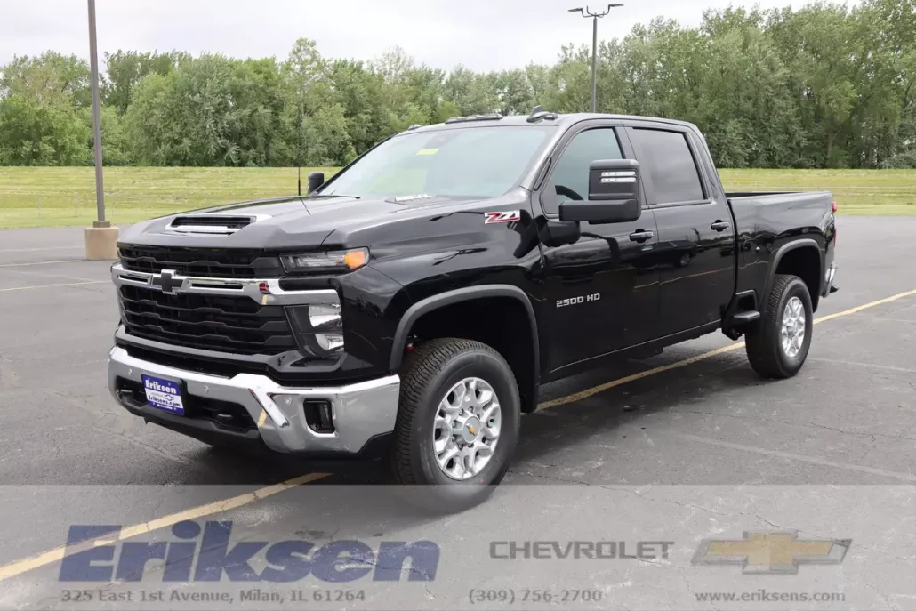 2025 Chevrolet Silverado 2500HD LT photo 1