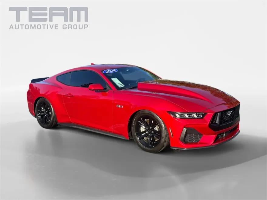2024 Ford Mustang GT photo 1