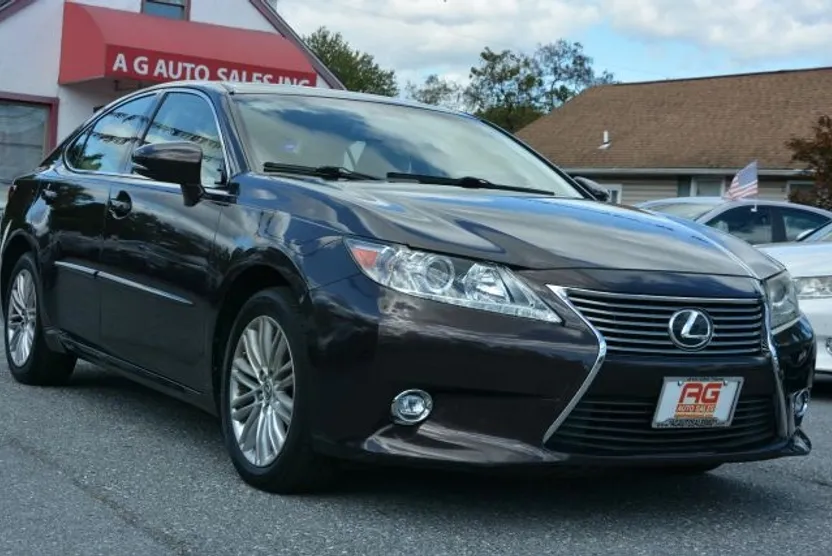 2015 Lexus ES 350 photo 1