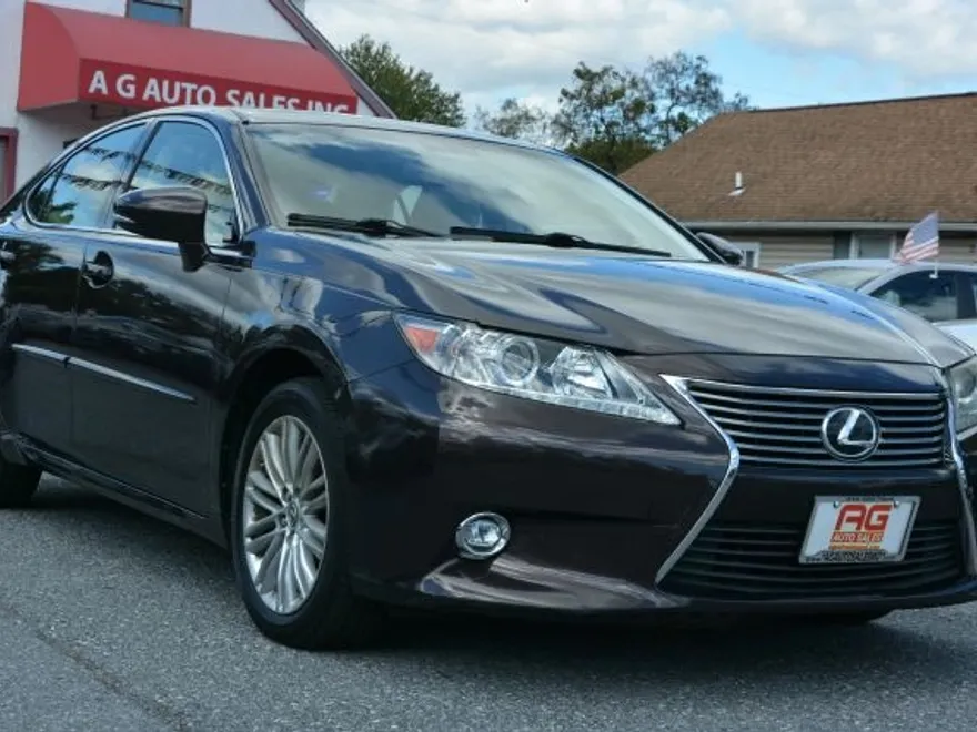 2015 Lexus ES 350 photo 1
