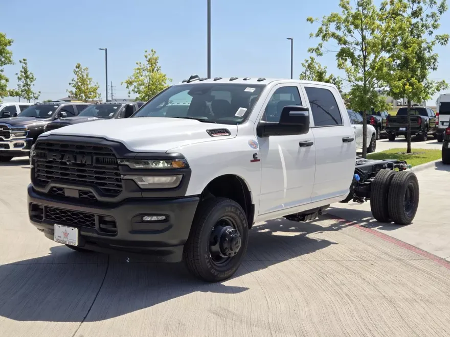2025 Ram 3500 Tradesman photo 1