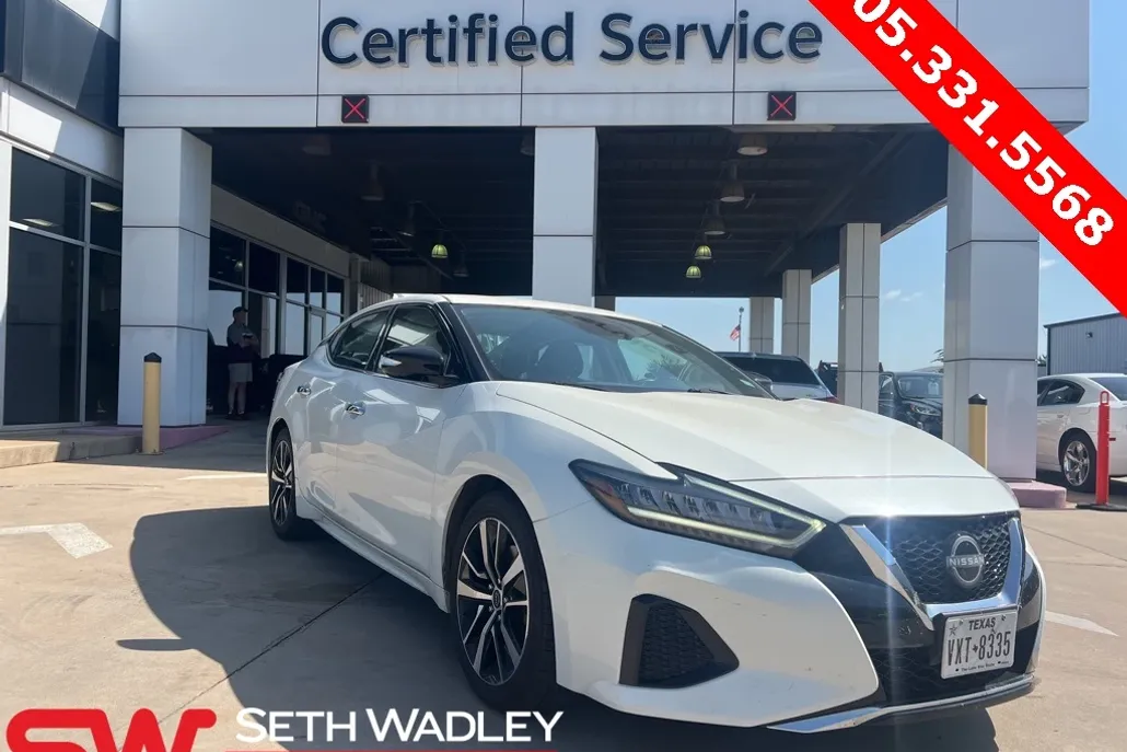 2023 Nissan Maxima SV photo 1