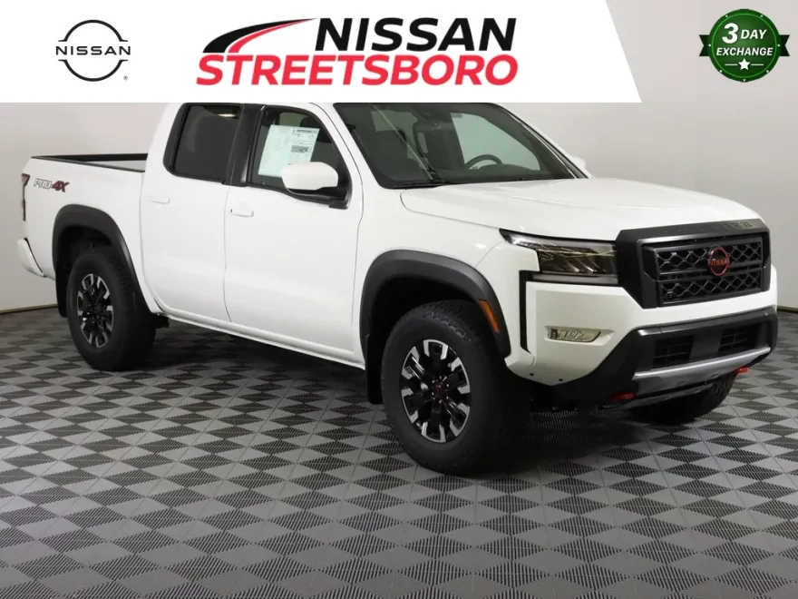 2023 Nissan Frontier PRO-X photo 1