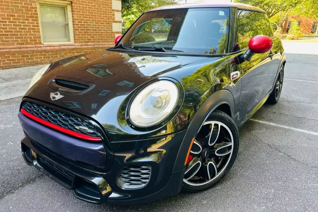 2017 Mini Cooper 2 Door Hardtop photo 1