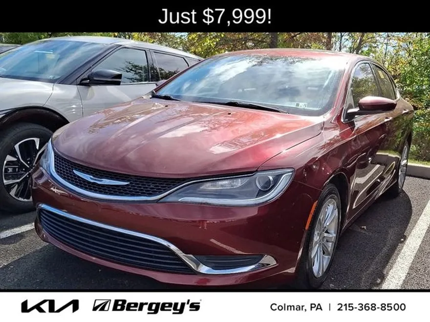 2016 Chrysler 200 Limited photo 1