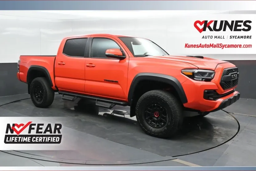 2023 Toyota Tacoma TRD Pro V6 photo 1